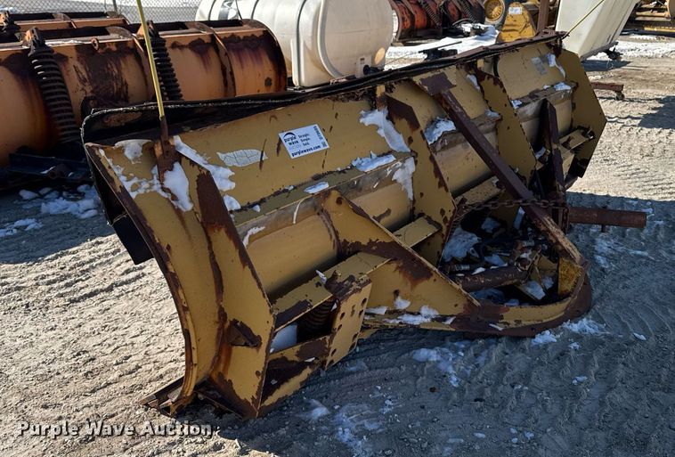 image for item DT0605 Flink PT459U snow plow