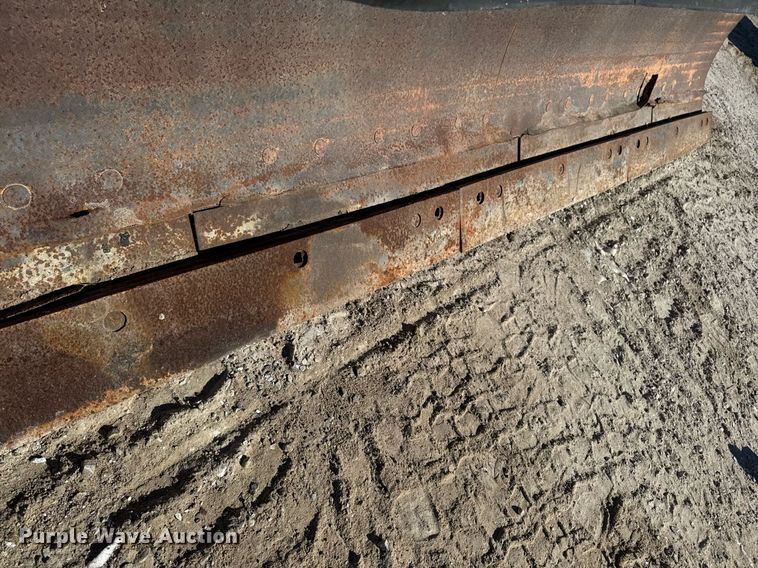 image for item DT0605 Flink PT459U snow plow