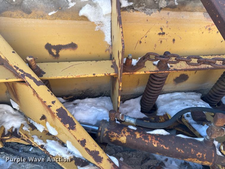 image for item DT0605 Flink PT459U snow plow