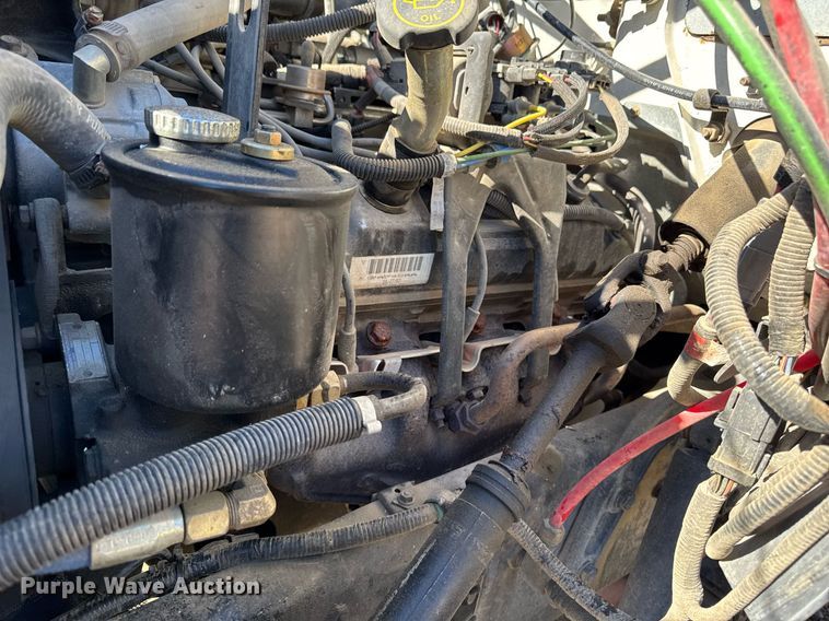 image for item DT0629 1998 Ford F700 water truck