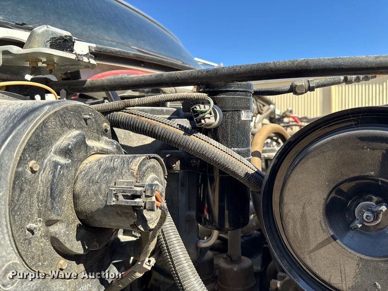 image for item DT0629 1998 Ford F700 water truck