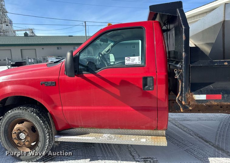 image for item DV0583 1999 Ford F450 Super Duty dump truck