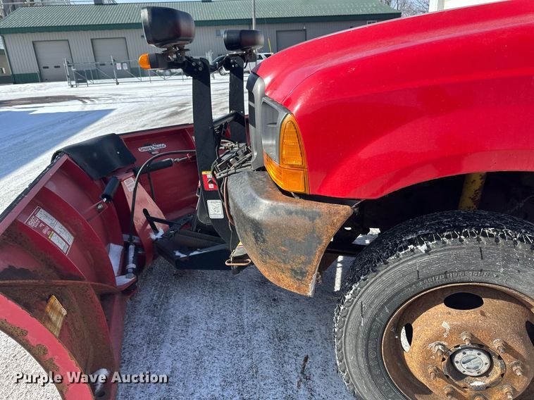 image for item DV0583 1999 Ford F450 Super Duty dump truck