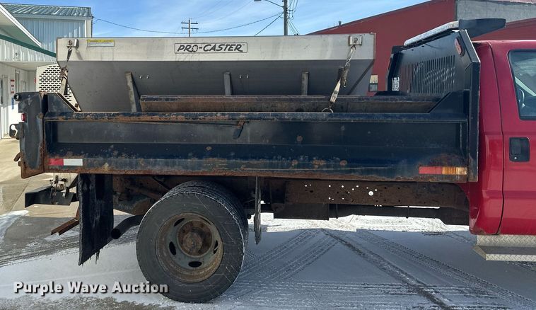 image for item DV0583 1999 Ford F450 Super Duty dump truck