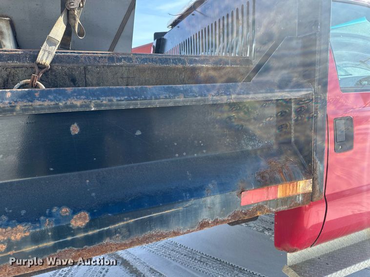 image for item DV0583 1999 Ford F450 Super Duty dump truck