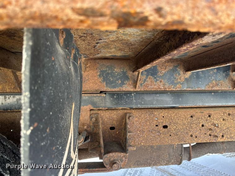 image for item DV0583 1999 Ford F450 Super Duty dump truck