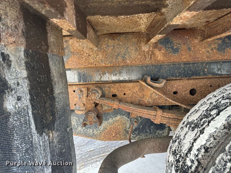 image for item DV0583 1999 Ford F450 Super Duty dump truck