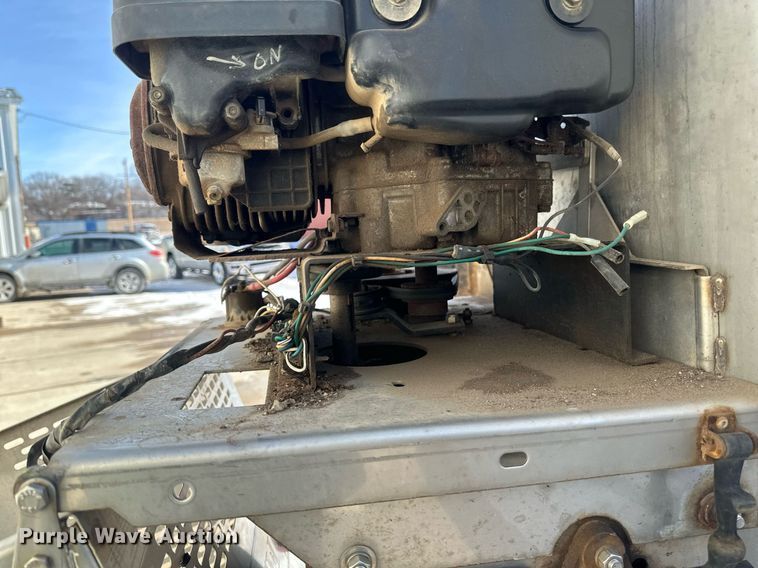 image for item DV0583 1999 Ford F450 Super Duty dump truck