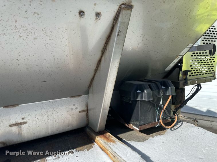 image for item DV0583 1999 Ford F450 Super Duty dump truck