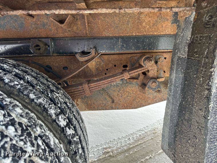 image for item DV0583 1999 Ford F450 Super Duty dump truck