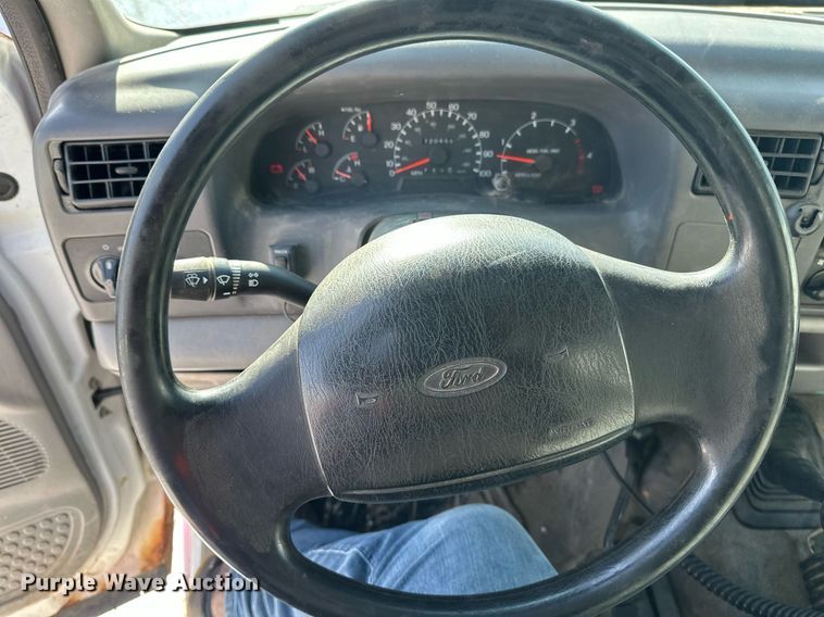 image for item DV0583 1999 Ford F450 Super Duty dump truck