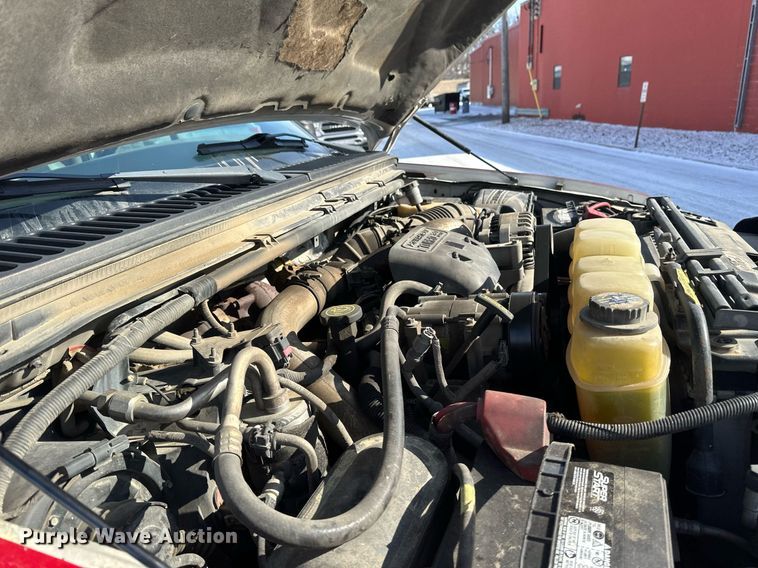 image for item DV0583 1999 Ford F450 Super Duty dump truck