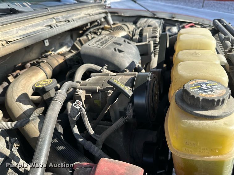 image for item DV0583 1999 Ford F450 Super Duty dump truck