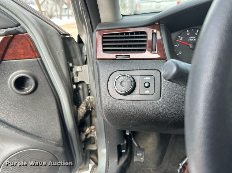 image for item DV0584 2008 Chevrolet  Impala LS 