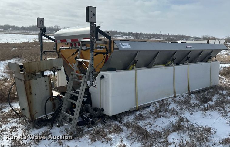 image for item DV0585 Henderson spreader