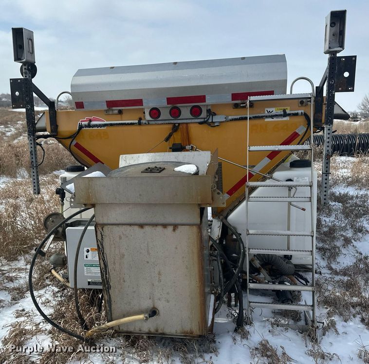 image for item DV0585 Henderson spreader