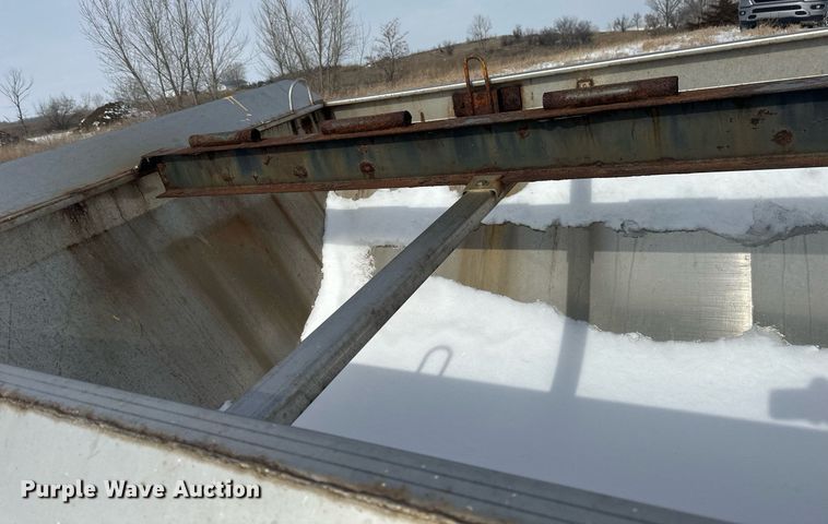 image for item DV0585 Henderson spreader