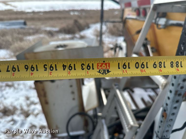 image for item DV0585 Henderson spreader