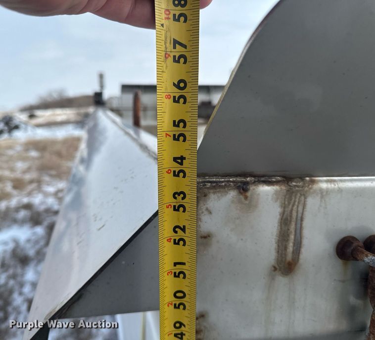 image for item DV0585 Henderson spreader