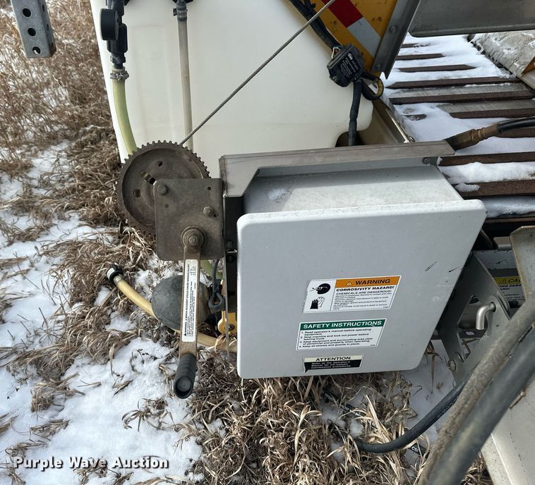 image for item DV0585 Henderson spreader