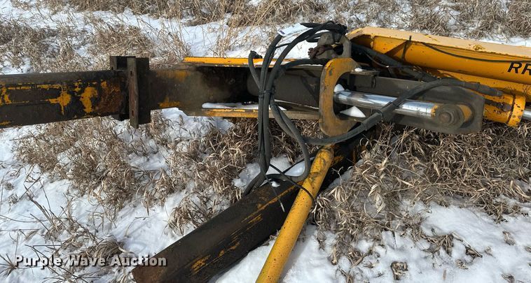 image for item DV0586 Henke 8' W wing plow