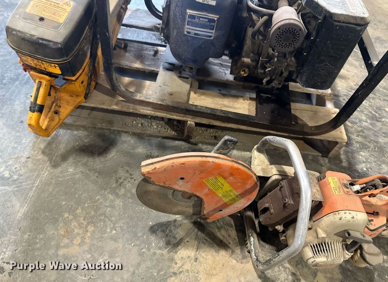 image for item DV0588 Tools