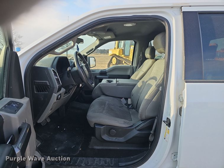 image for item DW3125 2020 Ford F150 SuperCrew pickup truck