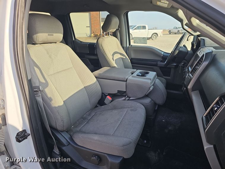 image for item DW3125 2020 Ford F150 SuperCrew pickup truck