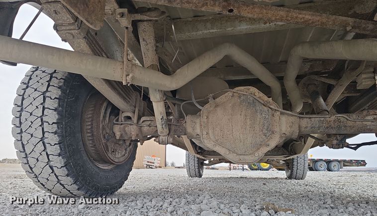 image for item DW3126 1996 Chevrolet K2500 Cheyenne pickup truck