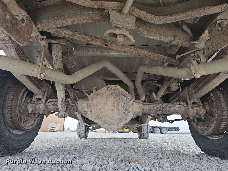 image for item DW3126 1996 Chevrolet K2500 Cheyenne pickup truck