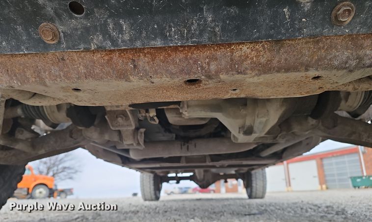 image for item DW3126 1996 Chevrolet K2500 Cheyenne pickup truck