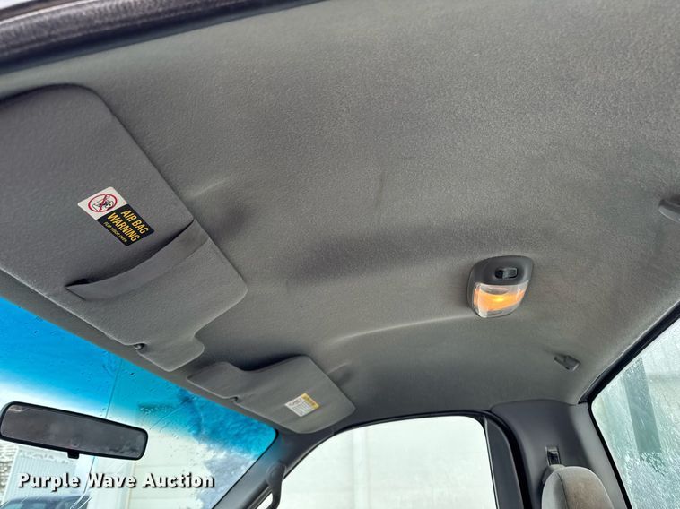 image for item EG7120 2002 Ford F150 pickup truck