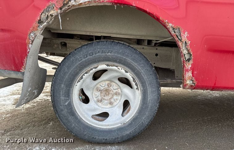 image for item EG7120 2002 Ford F150 pickup truck