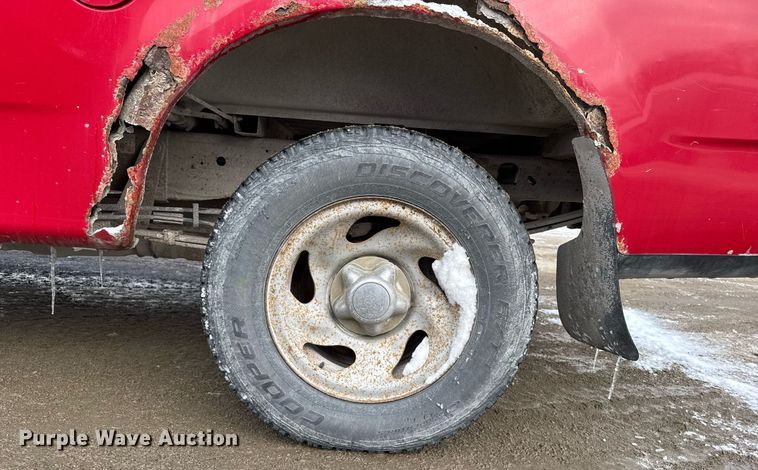 image for item EG7120 2002 Ford F150 pickup truck