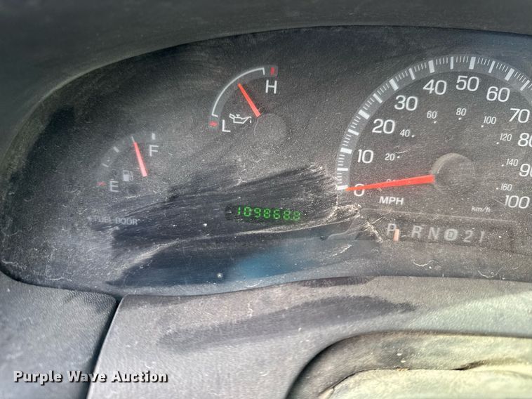 image for item EG7121 2002 Ford F150 pickup truck