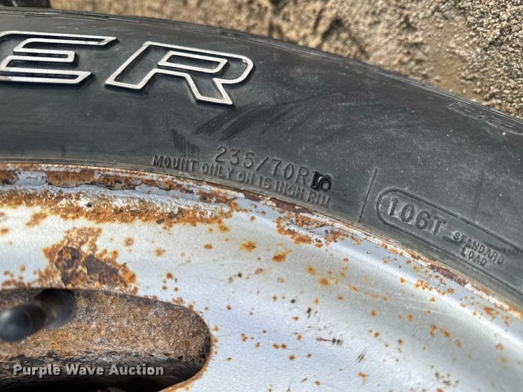 image for item EG7121 2002 Ford F150 pickup truck