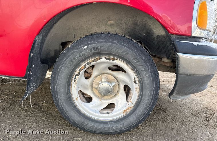 image for item EG7121 2002 Ford F150 pickup truck