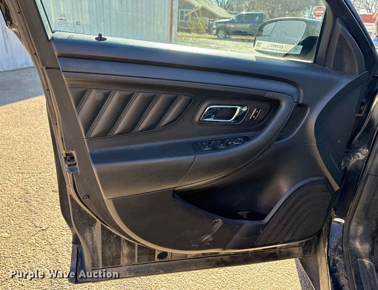 image for item EG7977 2013 Ford Taurus Police Interceptor 