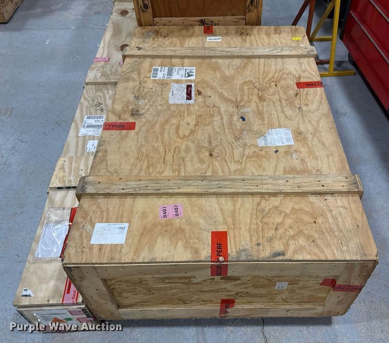 image for item EG8031 (6) wooden crates