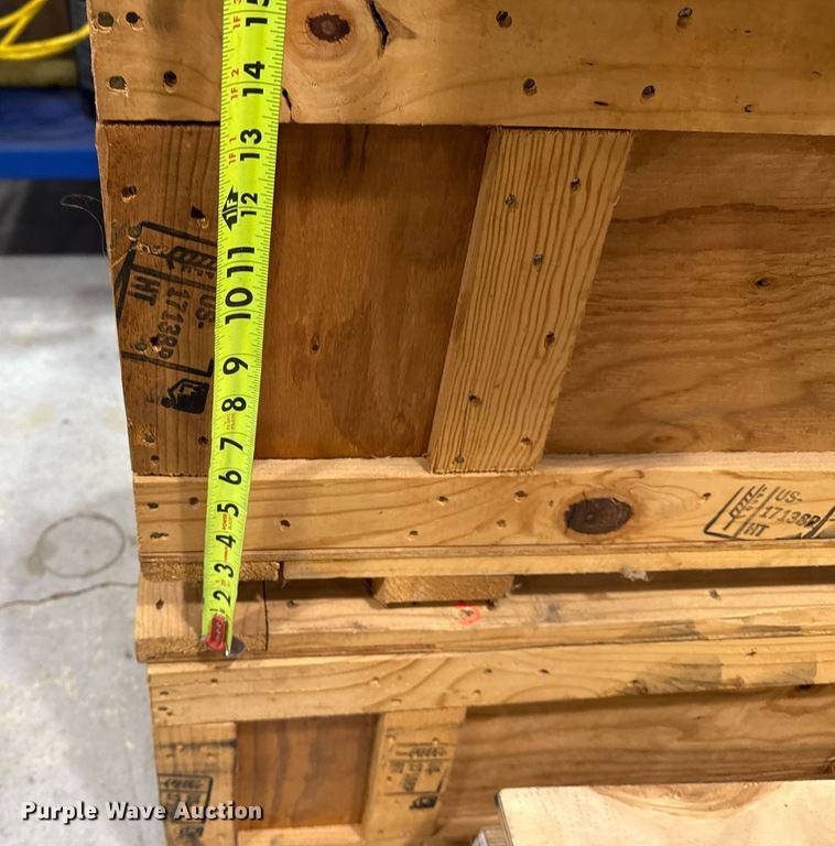 image for item EG8031 (6) wooden crates