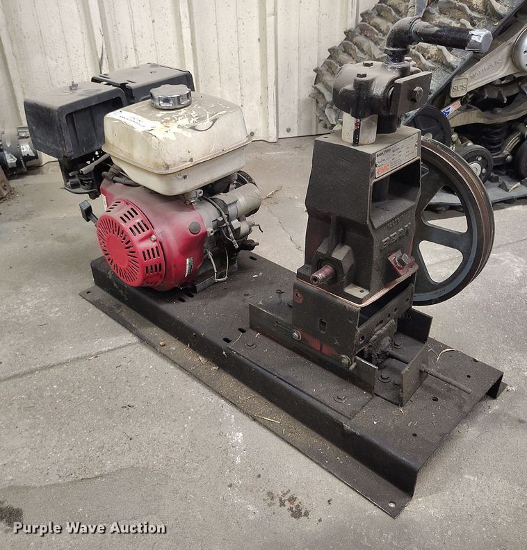 image for item EH0162 FMC Bean R-10 pump