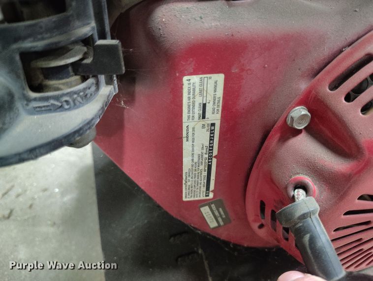 image for item EH0162 FMC Bean R-10 pump