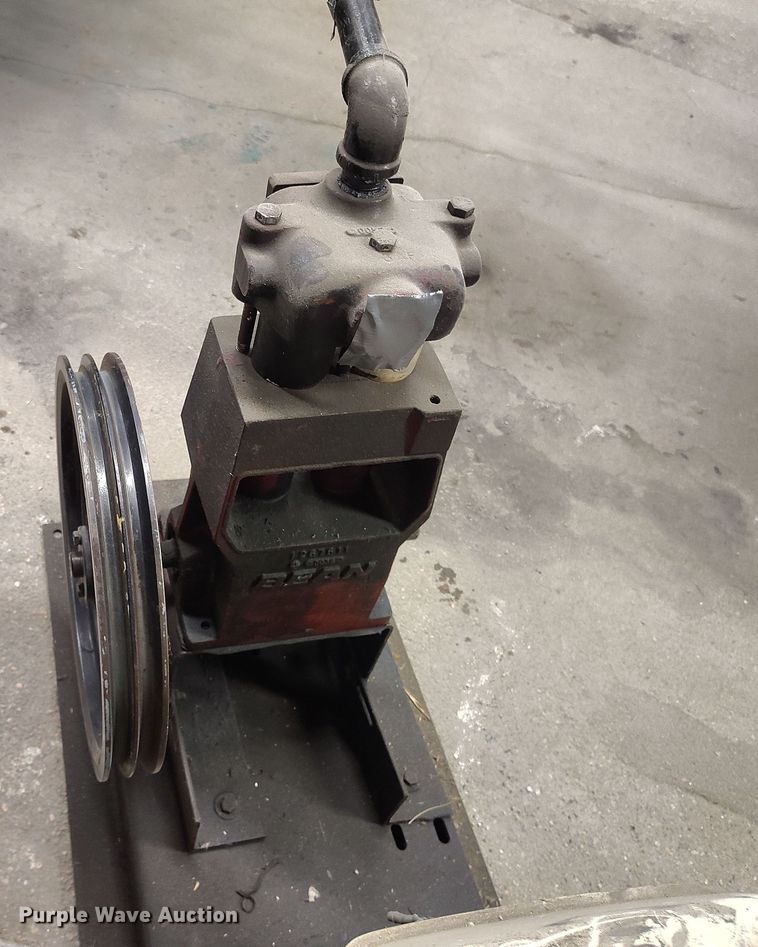 image for item EH0162 FMC Bean R-10 pump