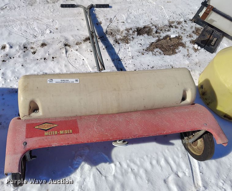 image for item EH0163 Sprayer parts and attachments