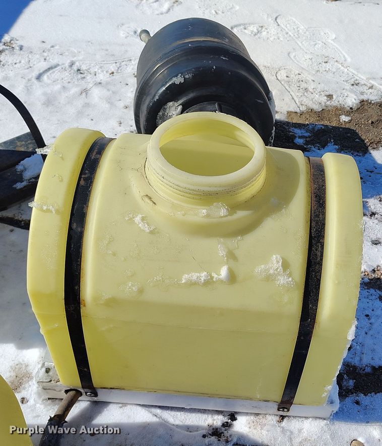 image for item EH0163 Sprayer parts and attachments