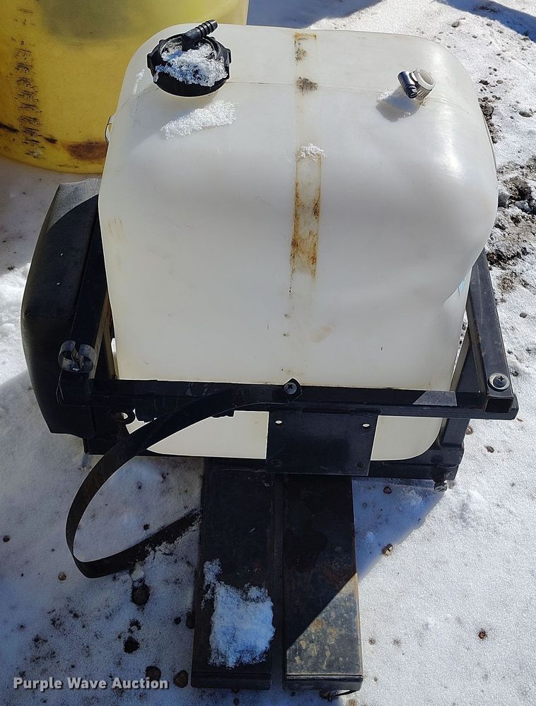 image for item EH0163 Sprayer parts and attachments