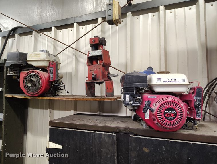 image for item EH0164 (2) pumps