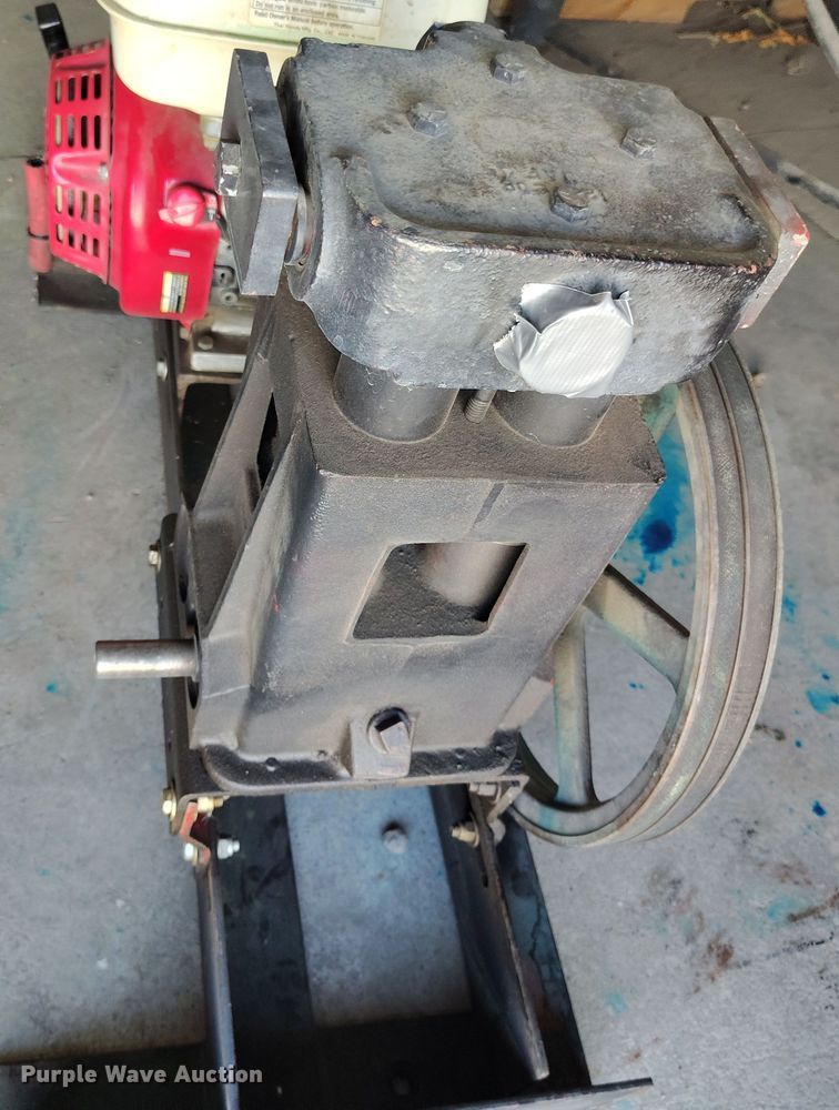 image for item EH0165 FMC Bean pump