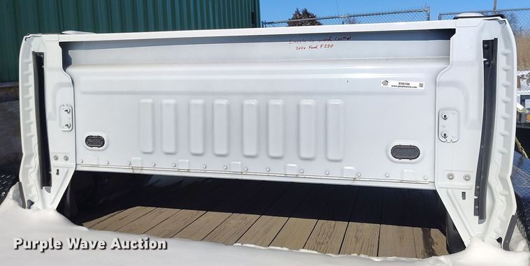 image for item EH0166 2024 Ford F250 pickup truck bed