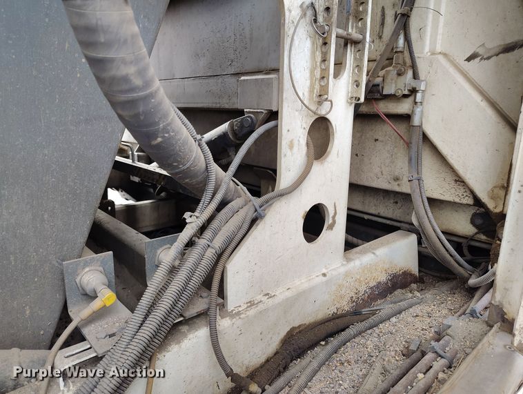 image for item EH0177 2007 Sterling SC8000 street sweeper truck